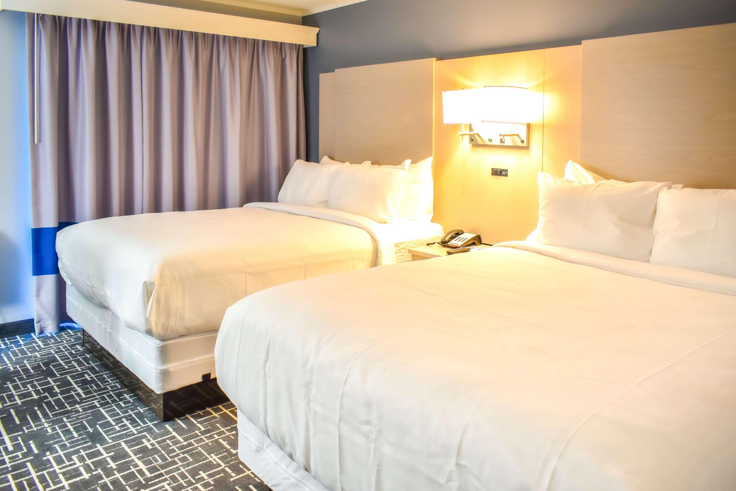 Comfort Inn Hyannis - Cape Cod Екстер'єр фото