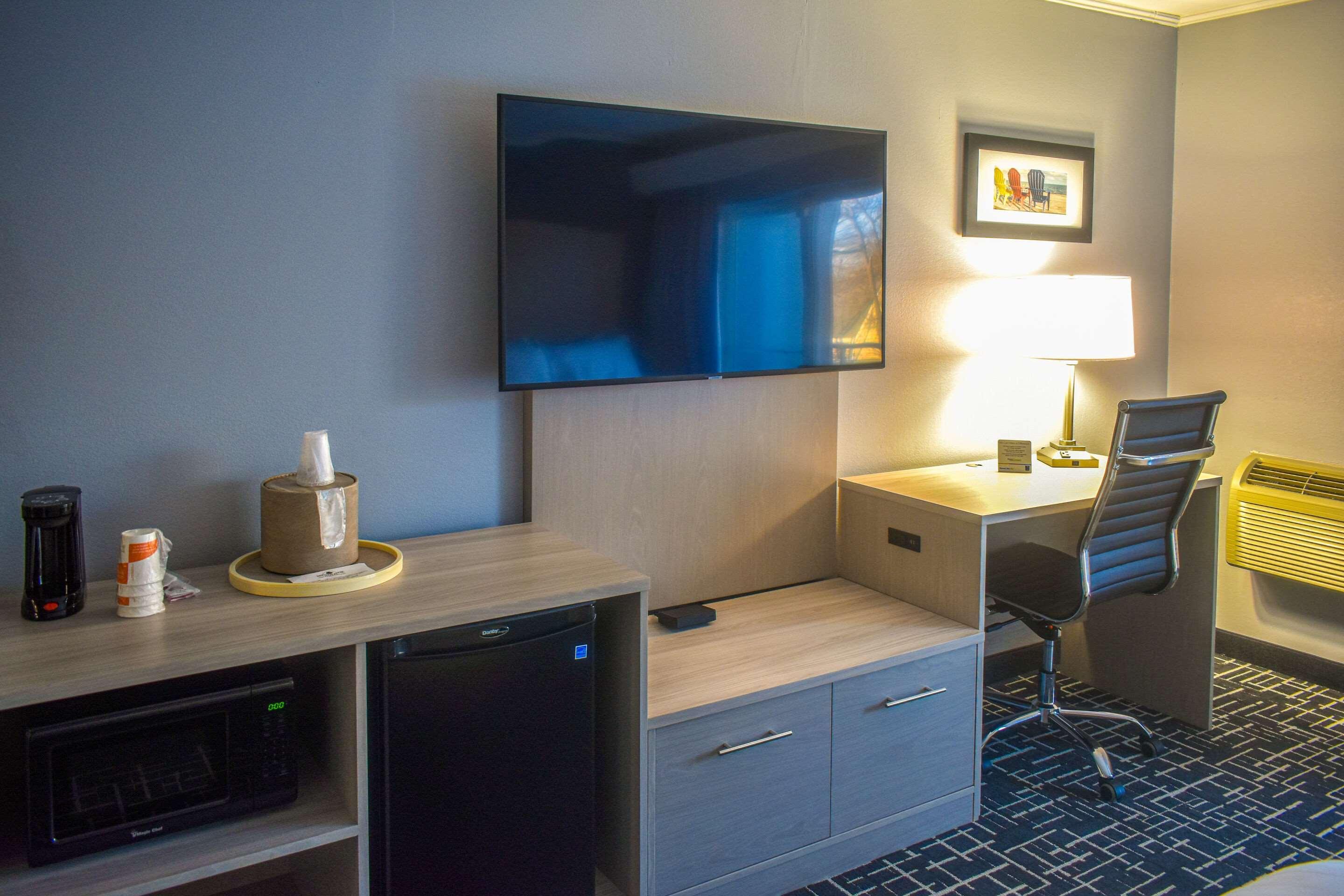 Comfort Inn Hyannis - Cape Cod Екстер'єр фото