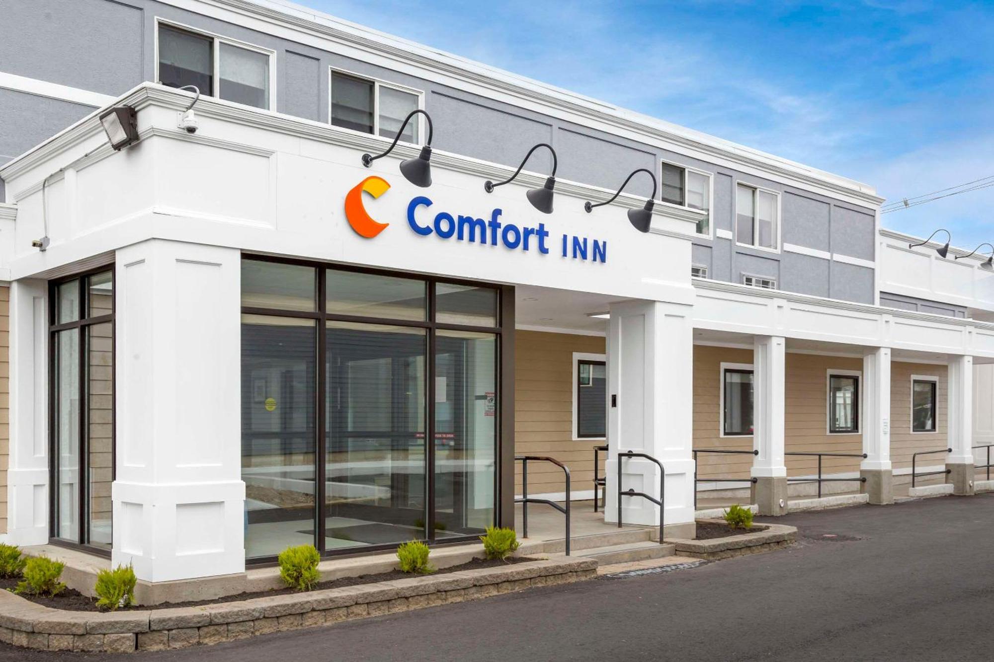 Comfort Inn Hyannis - Cape Cod Екстер'єр фото